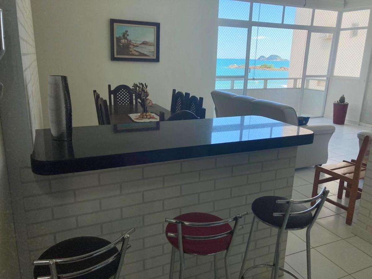 Lindo Apartamento: Beachfront Balcony For Families