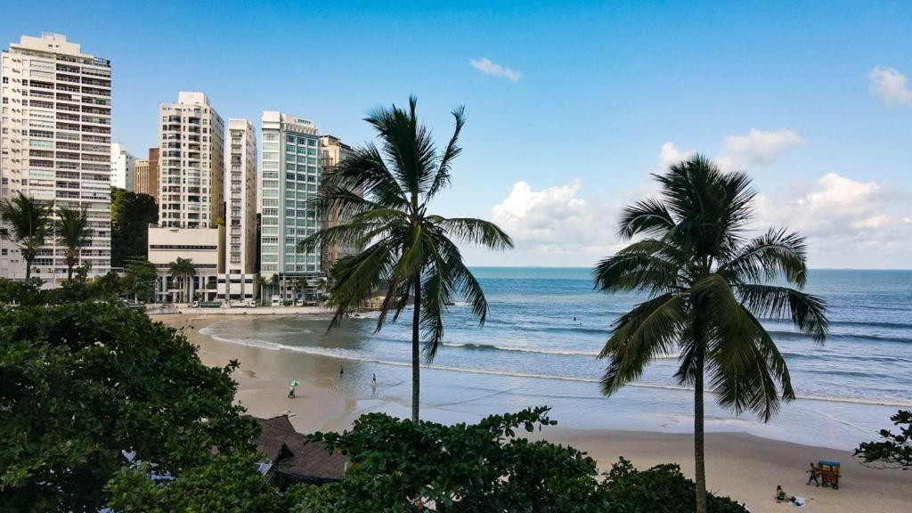 Lindo Com Varanda Frente O Mar!! Acomoda Ate 8 Adultos E 2 Criancas! 2 Vagas De Garagem E Servicos De Praia! Apartamento *